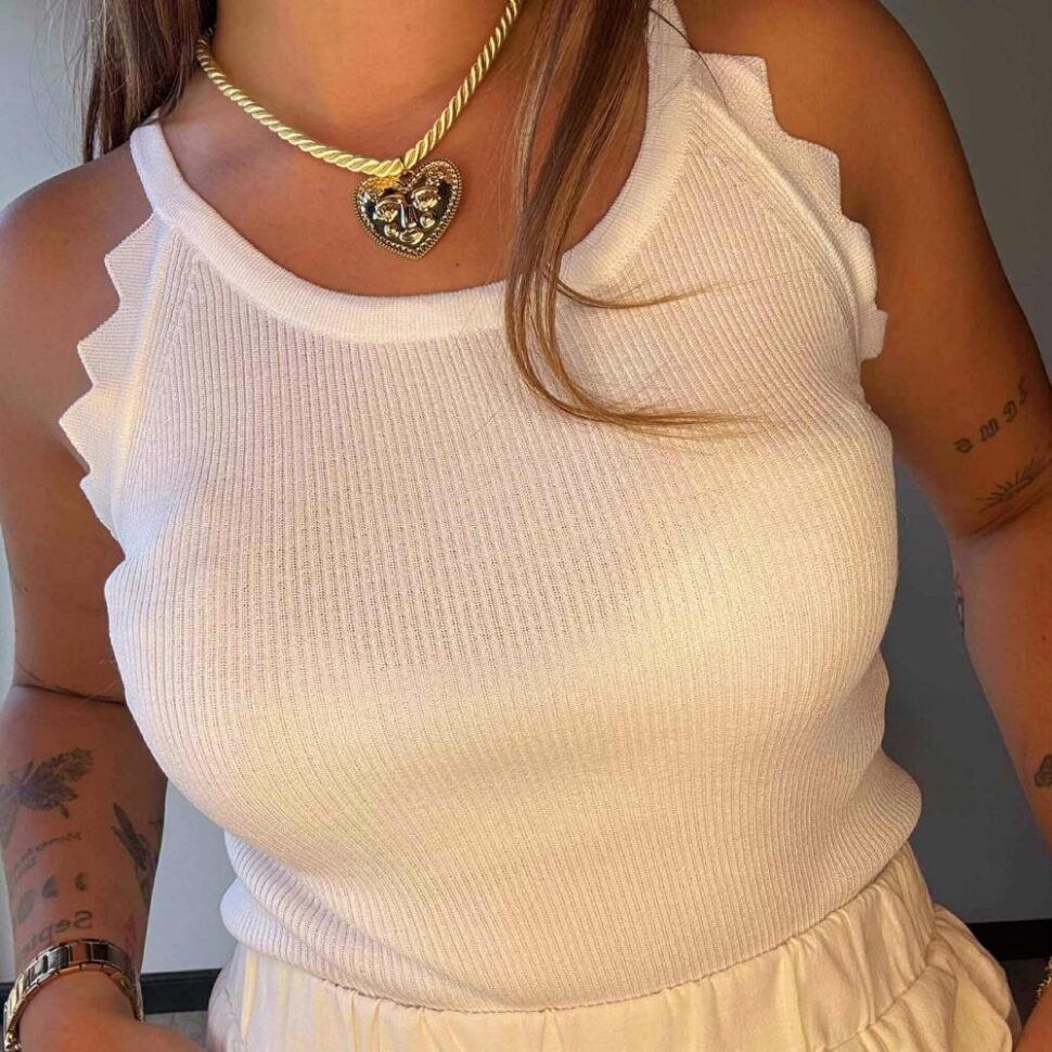 Top LAURIE