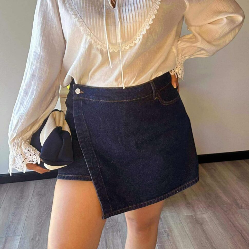 Jupe short denim brut taille haute