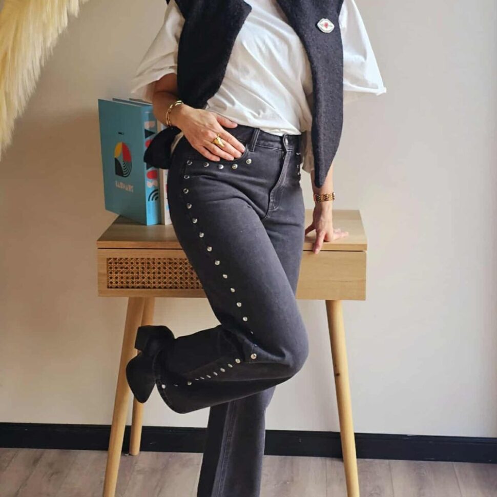 Jean femme rock coupe légèrement évasée