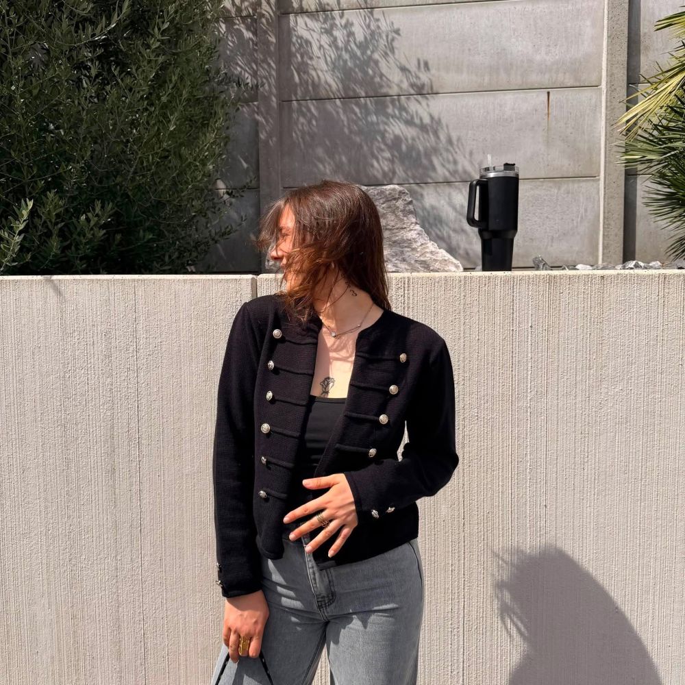 Pull ELISABETH