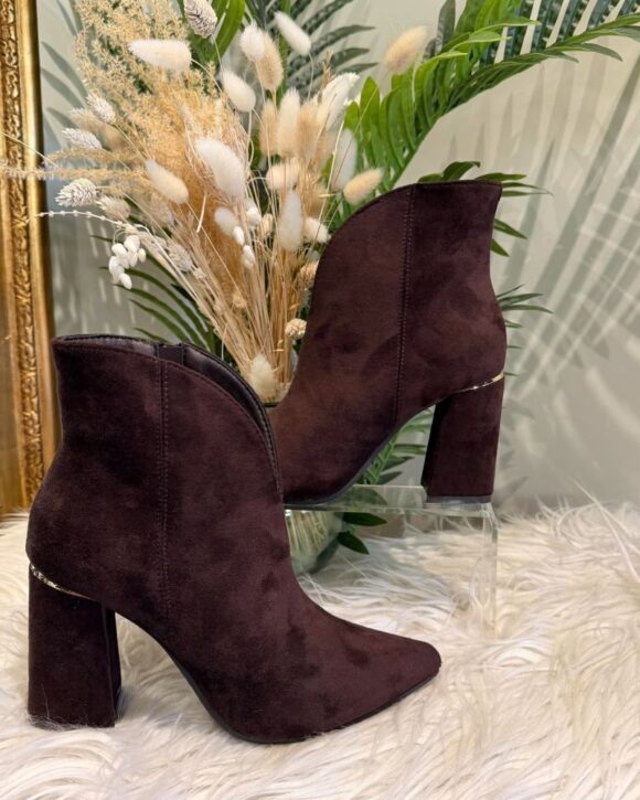 Boots BROWNY