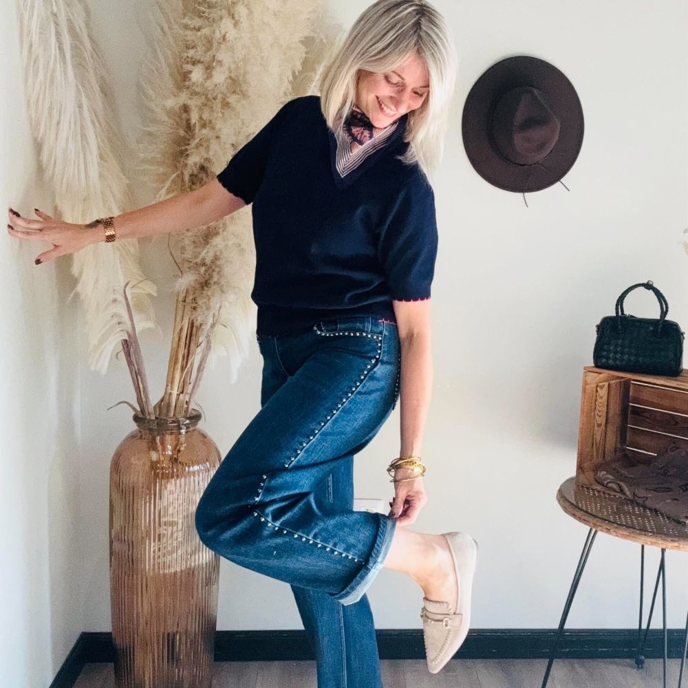 Pull COEUR femme avec un détail cœur au dos