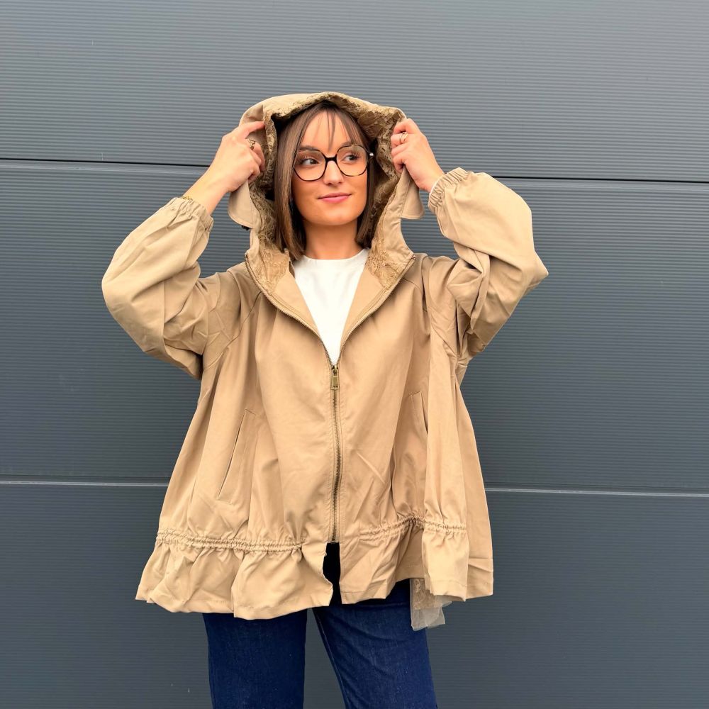 Parka femme beige asymétrique finition dentelle